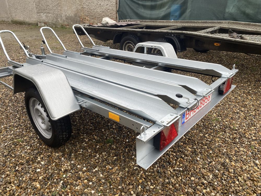 inchiriez/remorca motocicleta moto atv quad platforma trailer