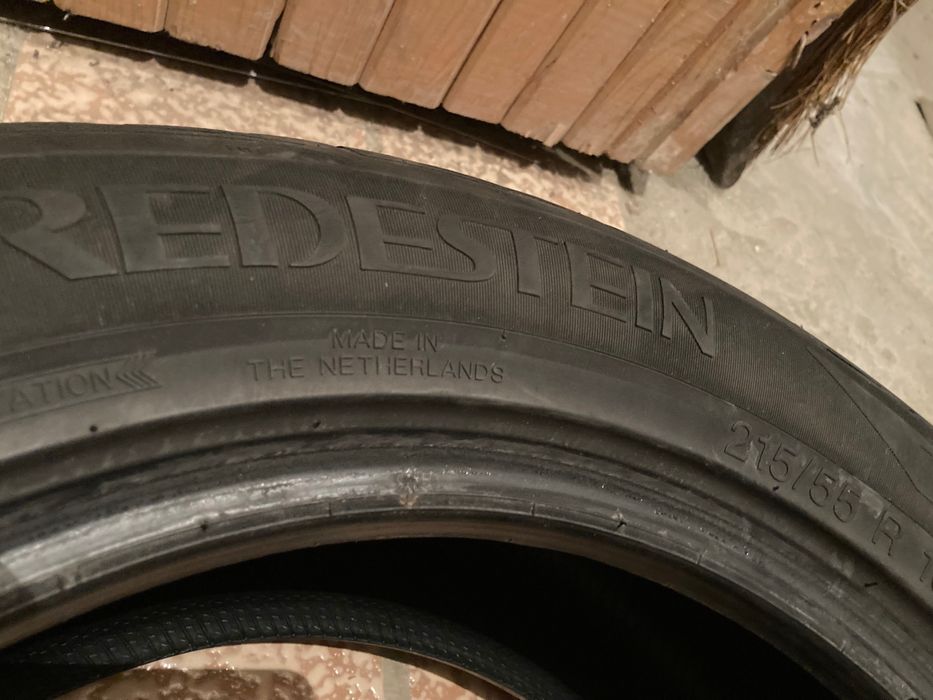 2бр зимни гуми VREDESTEN 215/55 R16