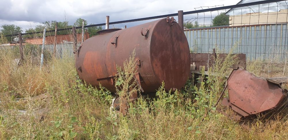 Продам бочку 3-х тон