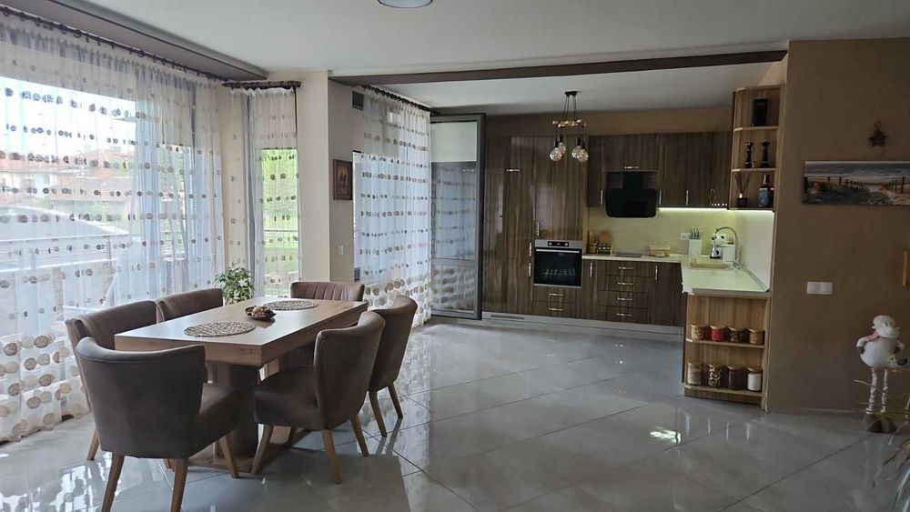 Продава се Тристаен апартамент в София, Подуяне - 85 кв.м за 2236 €/кв.м - Снимка #3