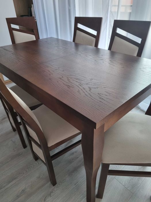 Masa extensibila si 6 scaune