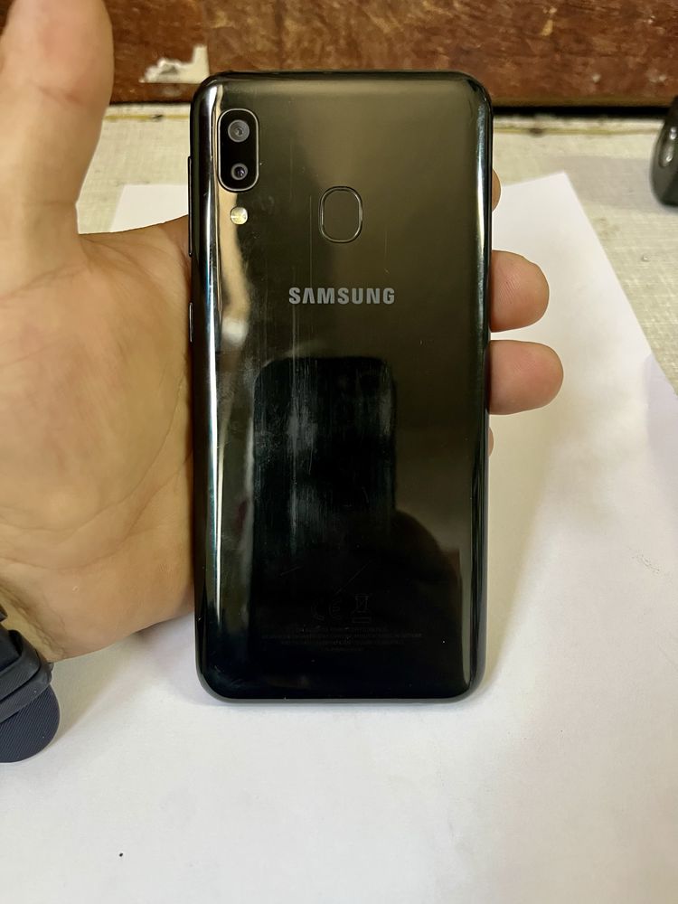 Samsung A20e dualsim