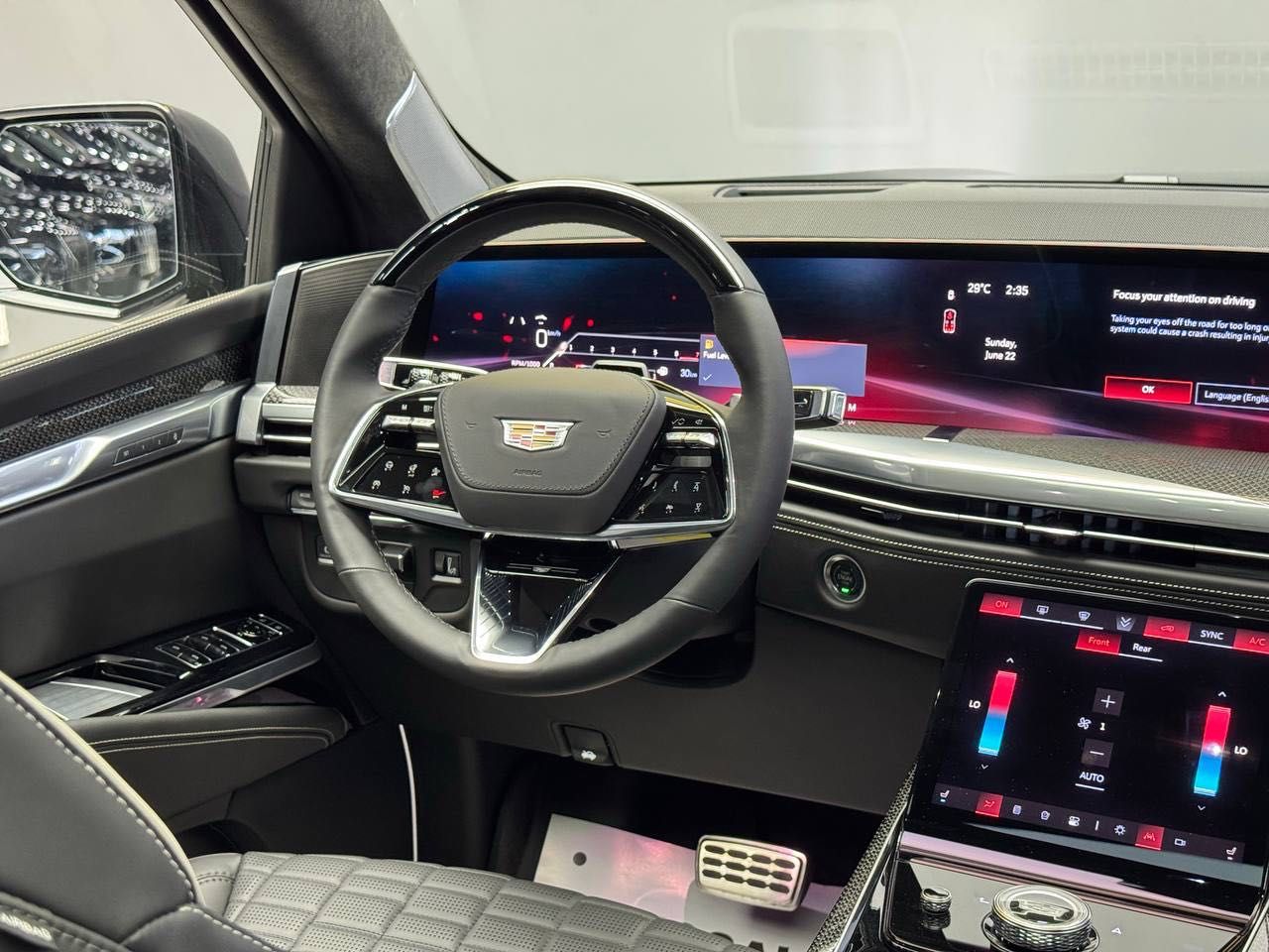Продается Cadillac Escalade V