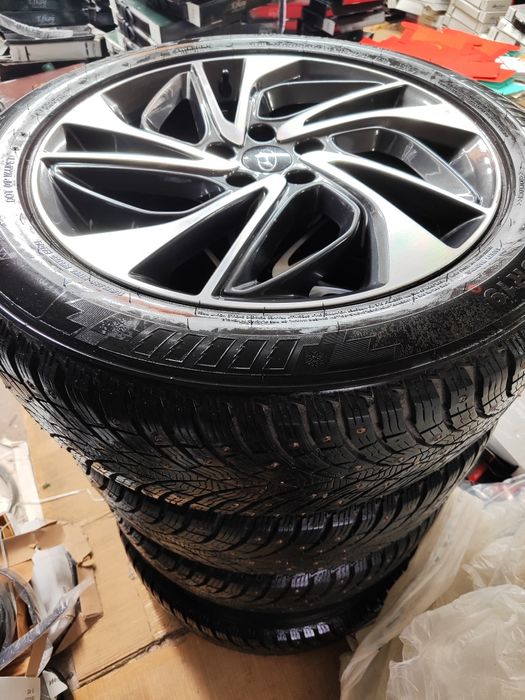 Комплект дисков оригинал+шины шипы