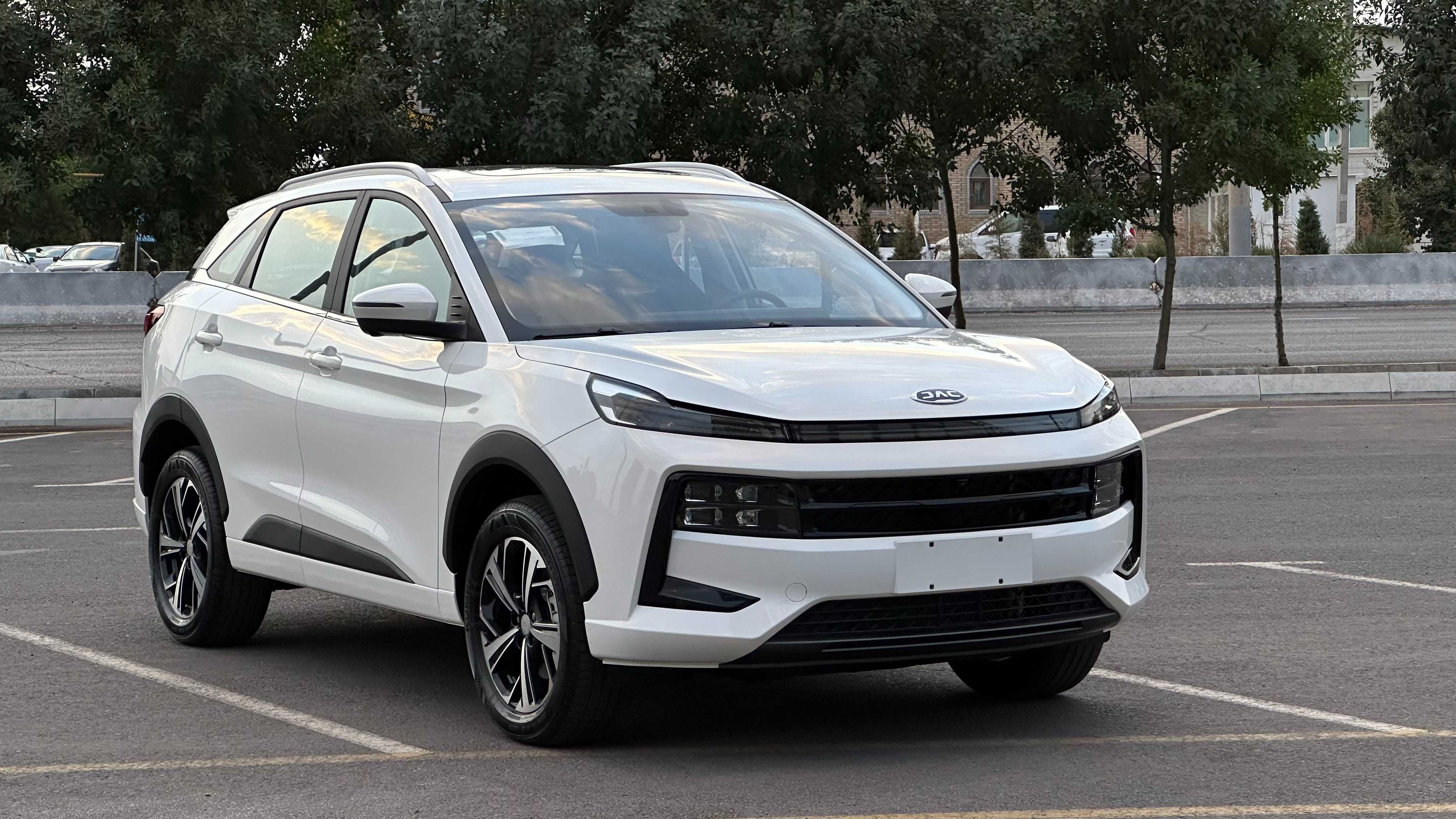 JAC JS6 – комфорт хис киласз