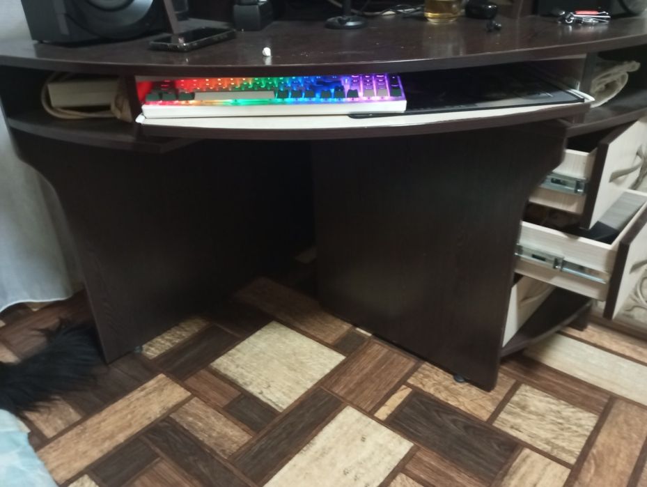 Компьютер стол хороший