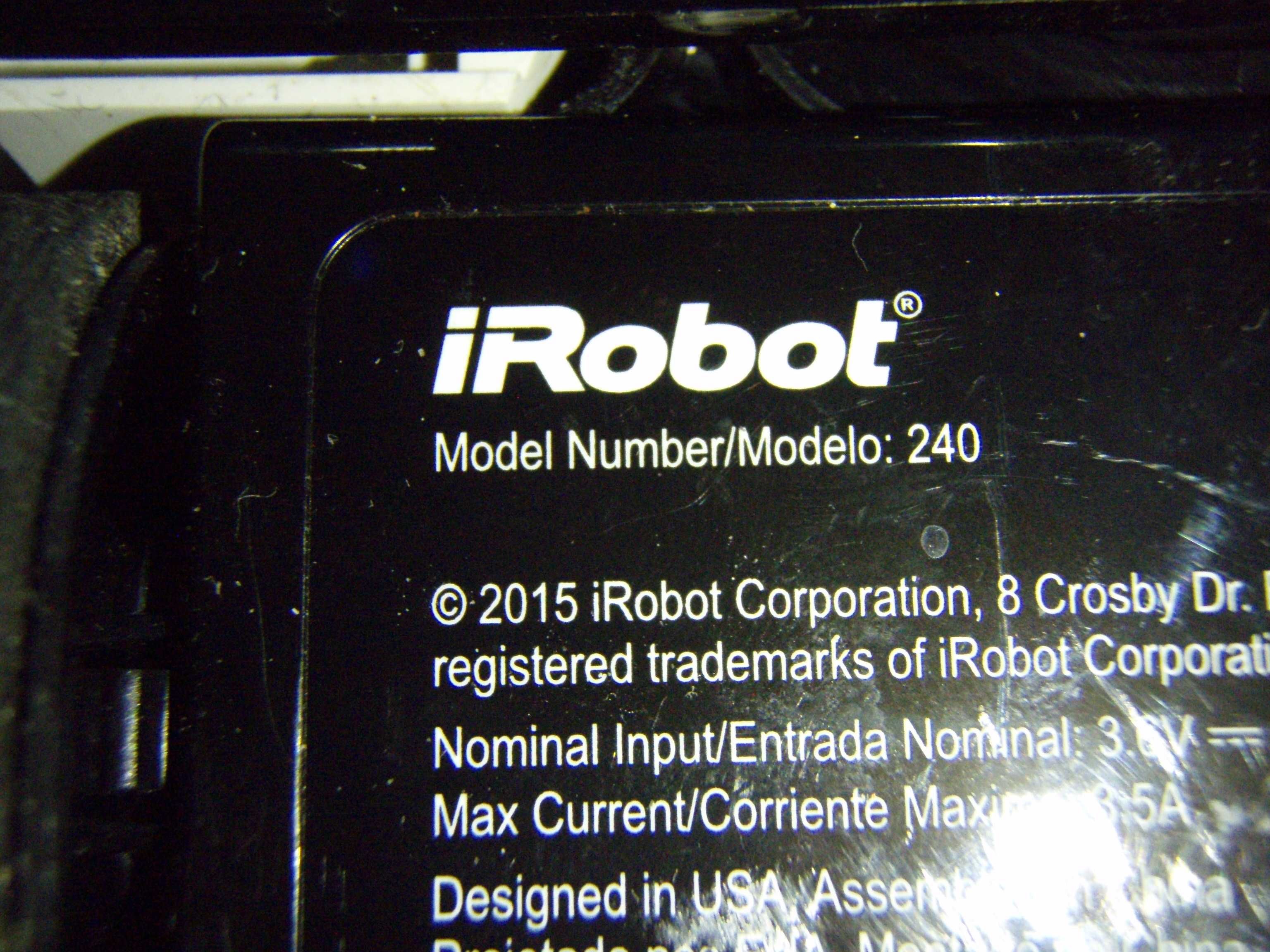 iRobot Braava Jet 240 defect, se vinde pe componenta