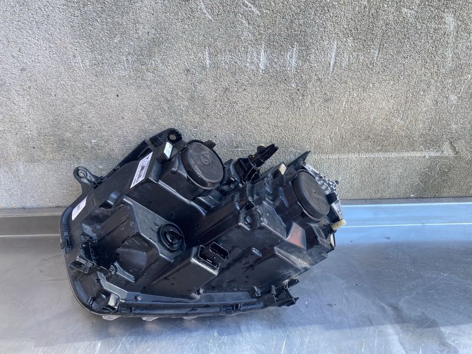 Far dreapta Dacia Duster HJD led si bec