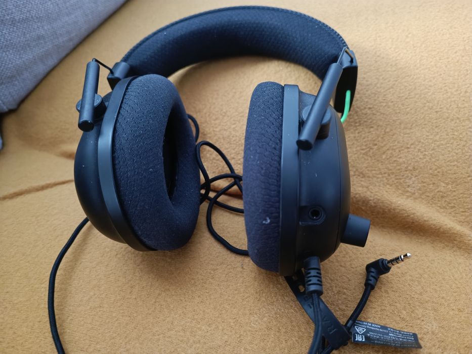 Vând casti gaming Razer