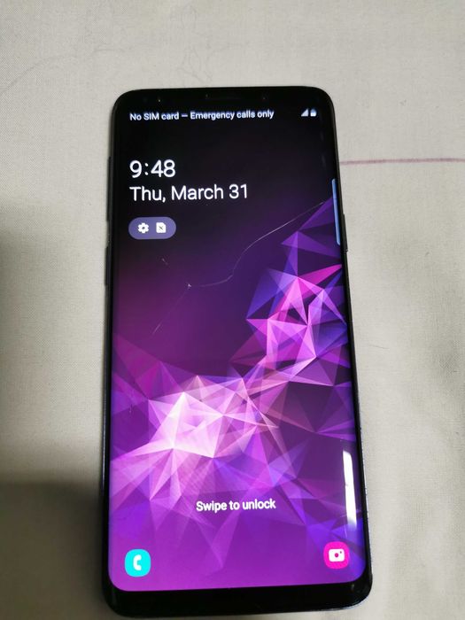 Продавам Samsung S9