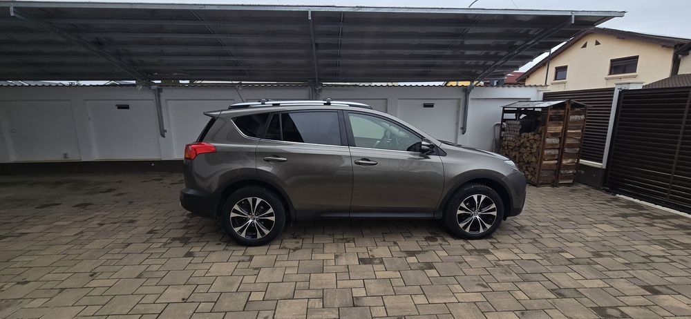 Toyota RAV4 Rav 4 D CAT LUXURY 18"