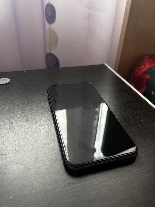 Iphone 11 128GB.