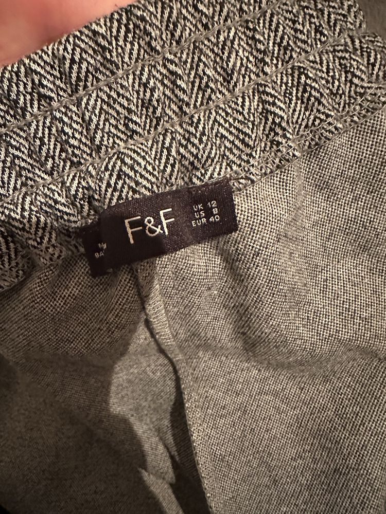 Панталони Bershka, Primark