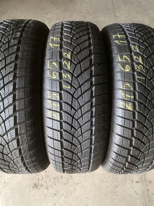 Anvelope iarna 215/65/17 Goodyear Ultra Grip Performance 215 65 17 R17
