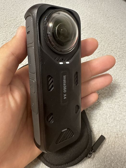 Vând Insta360 X4 – ca nouă, în cutie originală