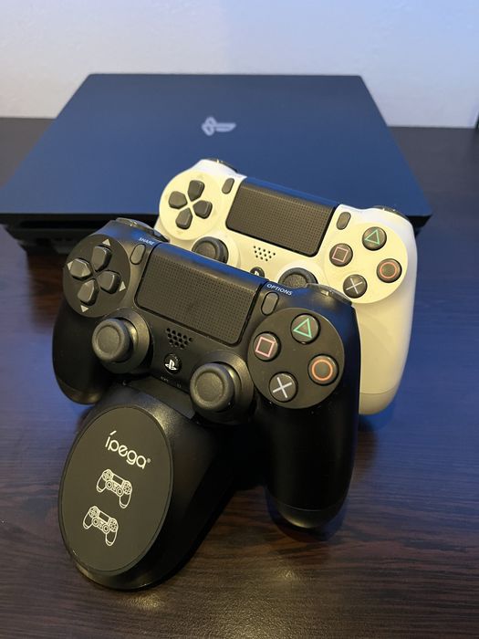 Playstation 4 pro 1TB