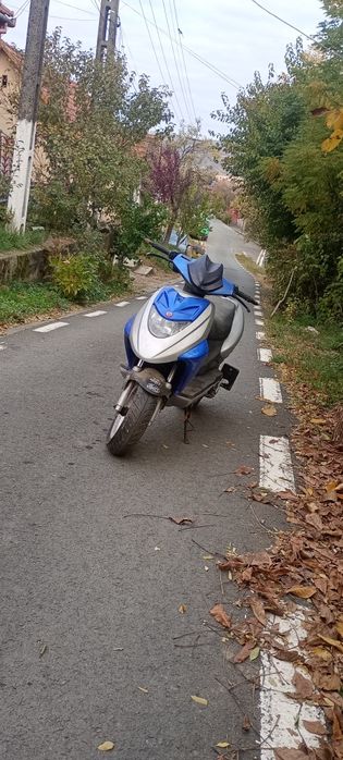 Vând scuter cpi sport