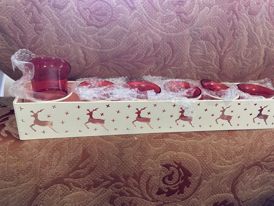 Нов коледен свещник - метал и стъкло, за 6 свещи