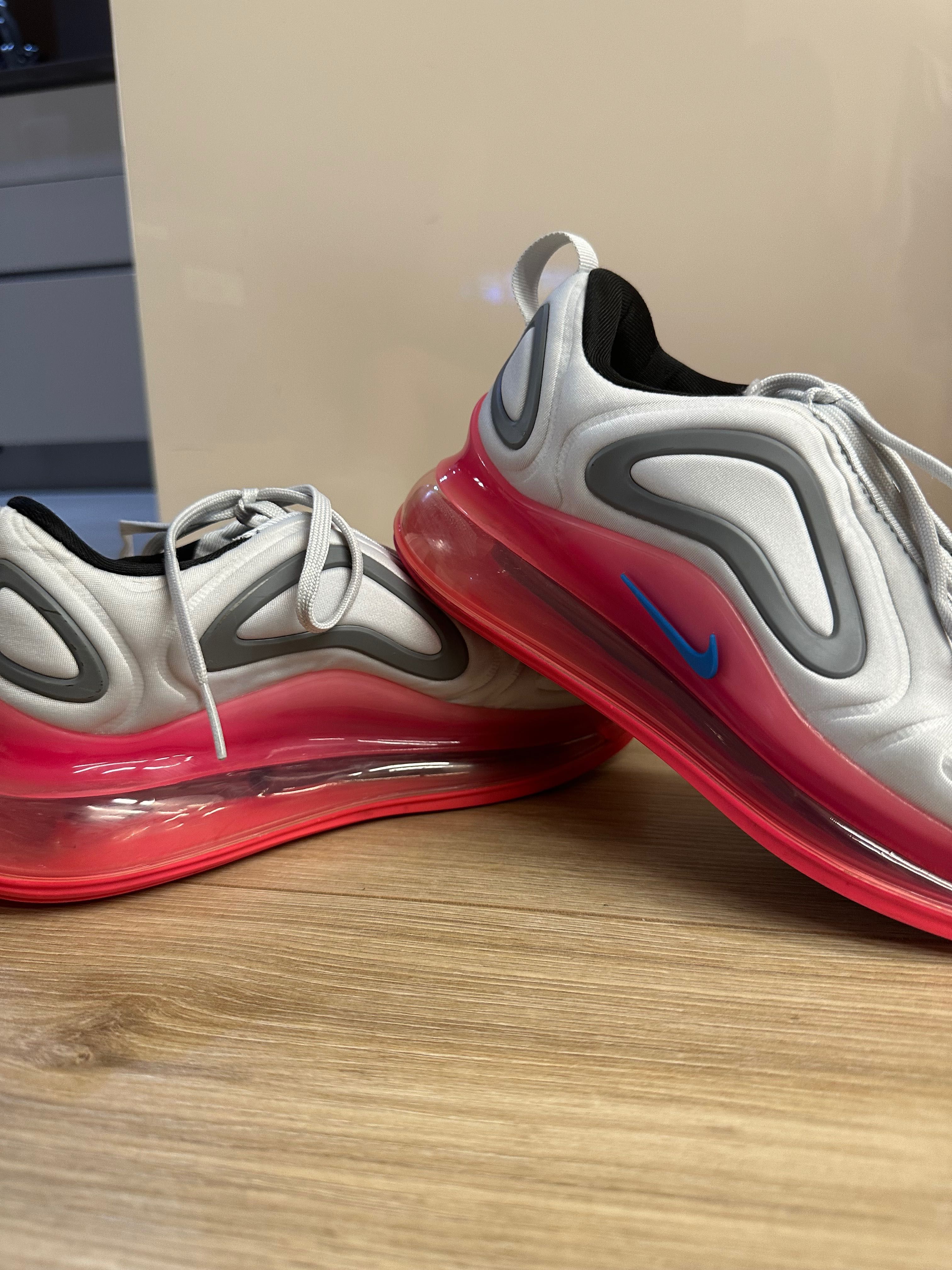 Nike Air Max 720