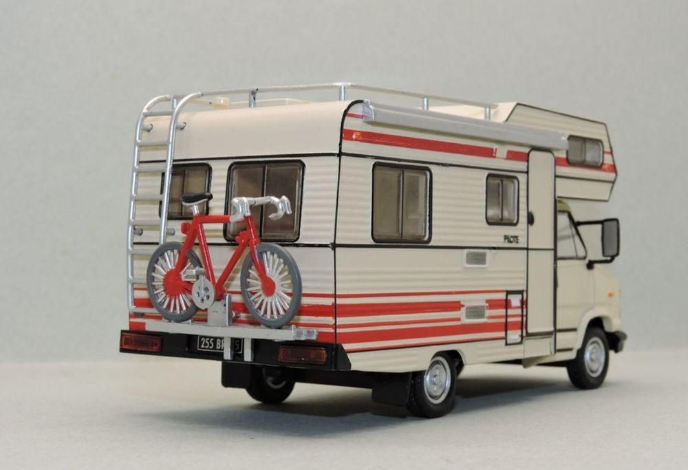 Кемпер 
Pilote R470 Citroen C25 1984
Мащаб 1/43
Цена 100лвКемпер 
Pilo