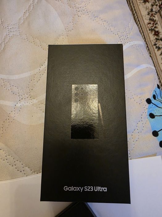 Vând telefon samsung s23 ultra phantom black