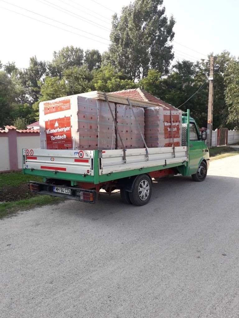 Transport nisip, pietriș, mobilă, materiale de construcții, etc