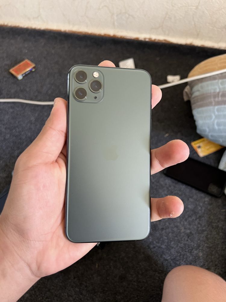 iPhone 11 pro max 83%