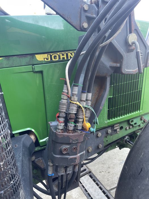 John deere 6610 cu incarcator frontal