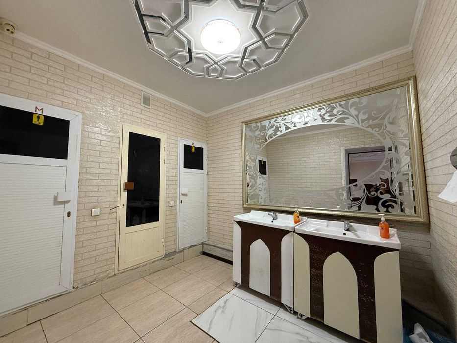 buxoroda SAODAT RESTORANT sotiladi