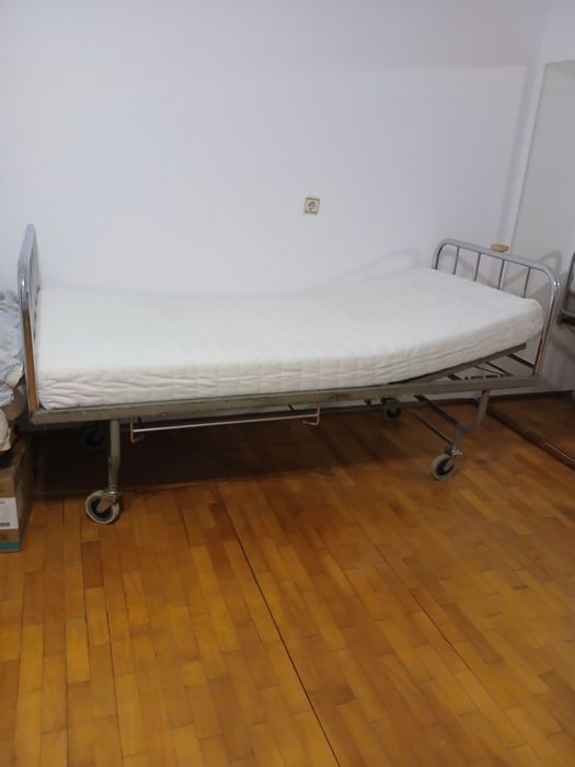 Pat metalic 90/200 cu saltea