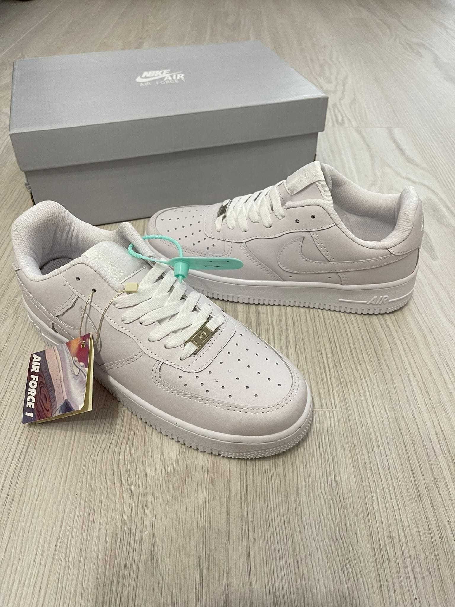 Nike Air Force 1 Low Triple White 36-44 (Livrare cu verificare)