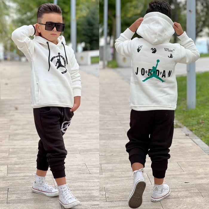 Trening copii .Calitate premium
Calitate premium!