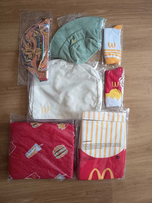 Vand set de plaja McDonalds( ultimele seturi disponibile)