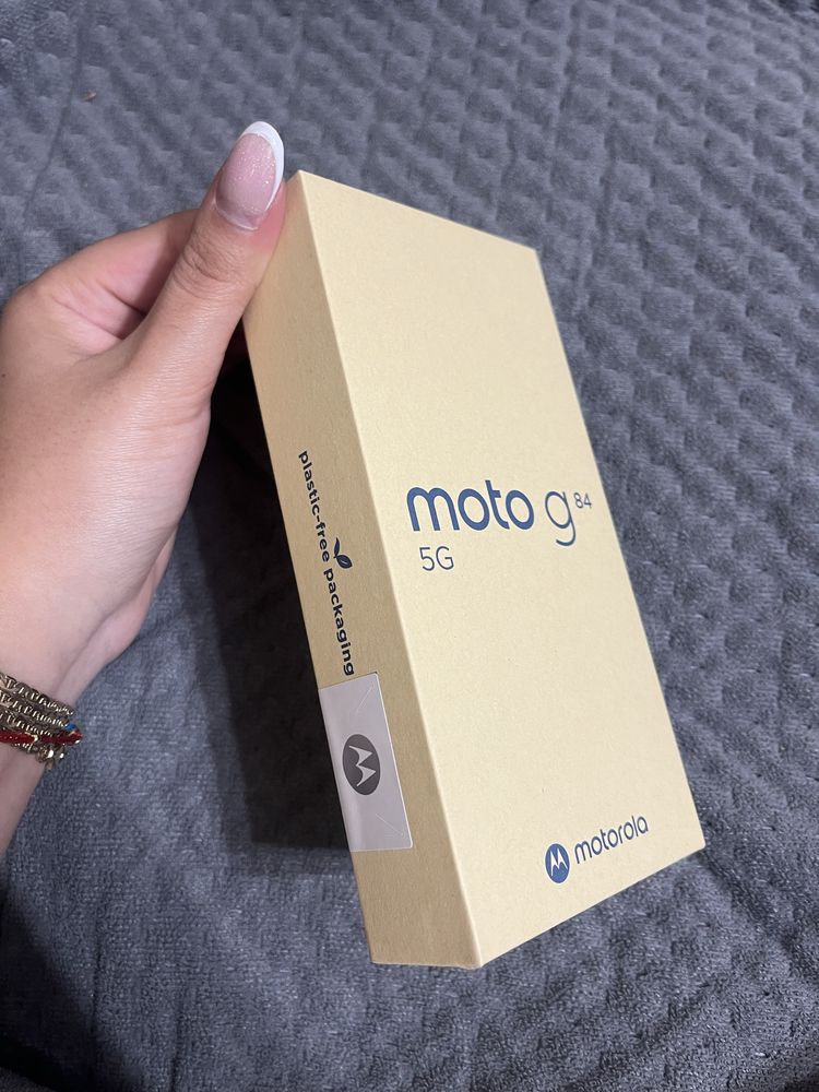 Телефон Motorola g84 5G
