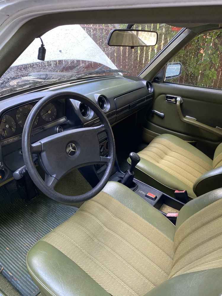 W123 mercedes alb