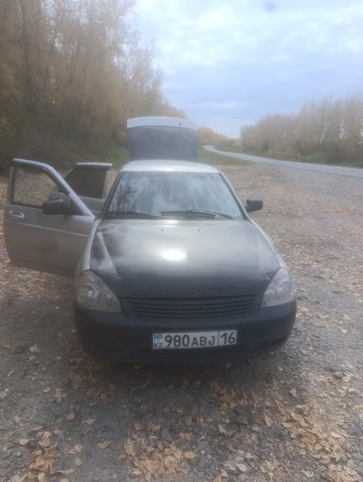 Продам машину Лада Приора