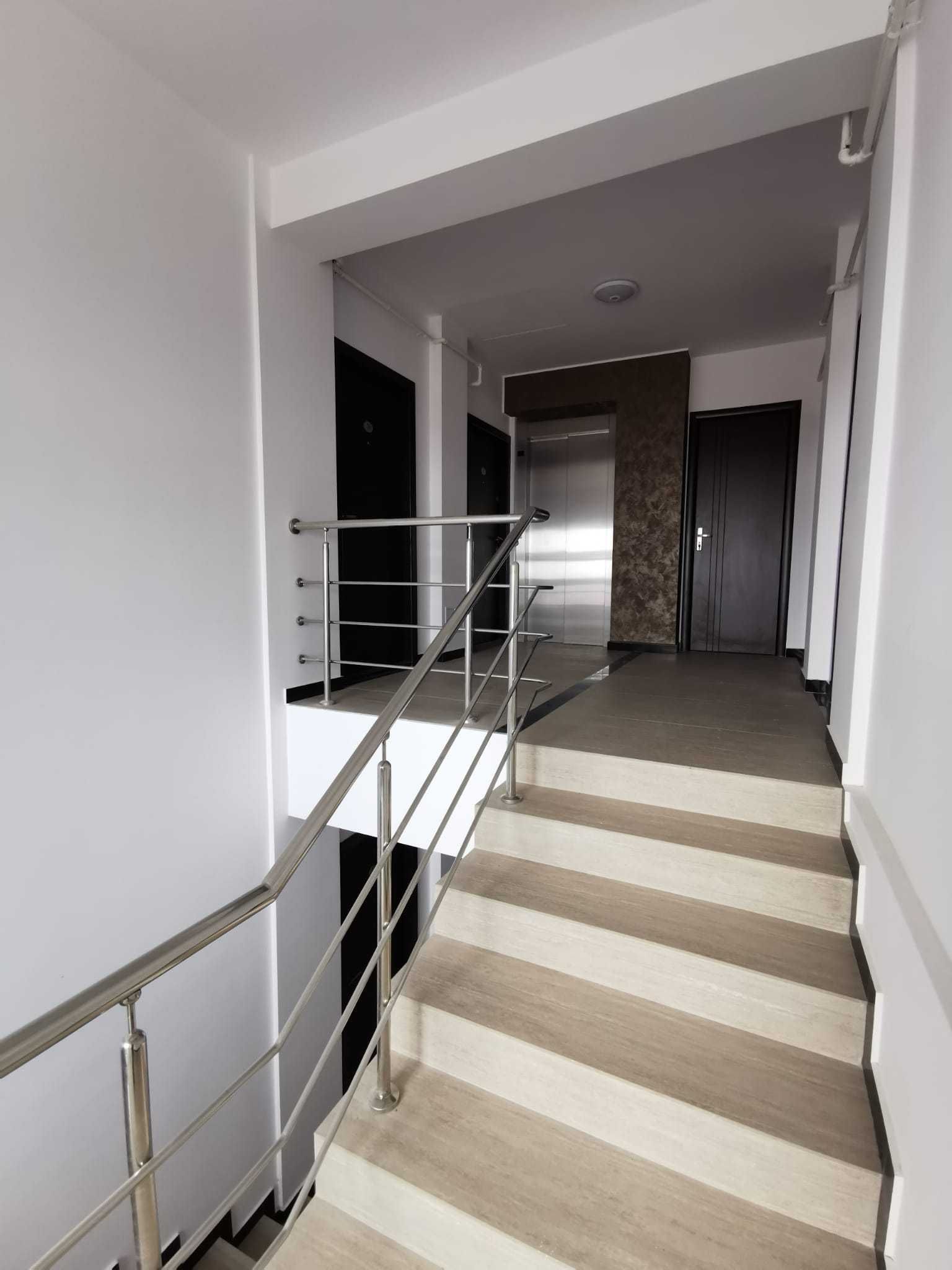 Apartament 2 camere cu gradina,Sos. Voinesti 33 -54+26 mp