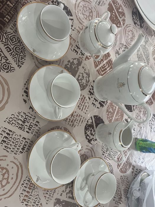 Set de farfurii 4 persoane