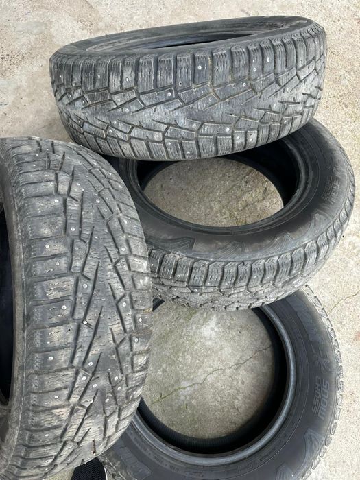 Зимний хороший шины