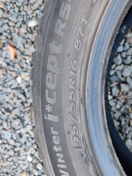 Vând anvelope second hand