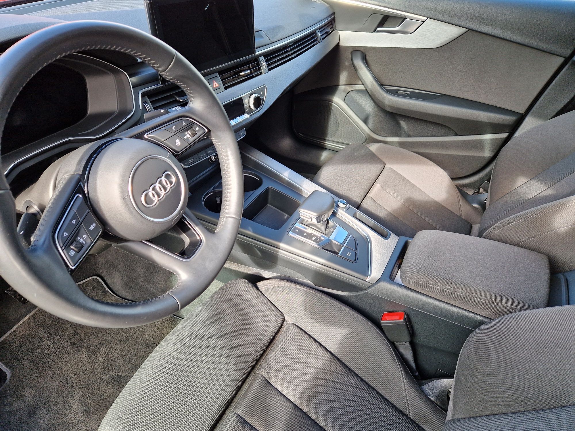 Audi A4 Avant 2020 Full