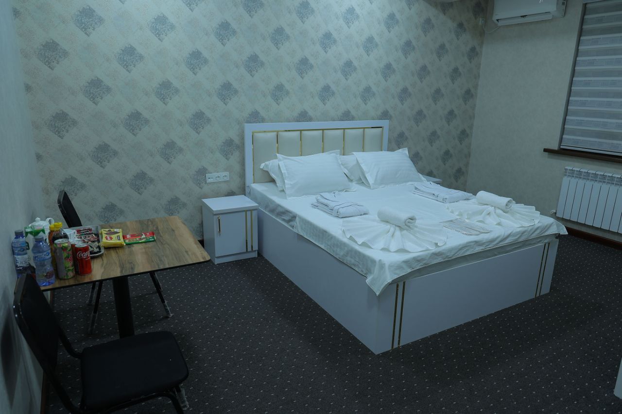 отель без заксов mexmonxona hotel&hostel bez zaks