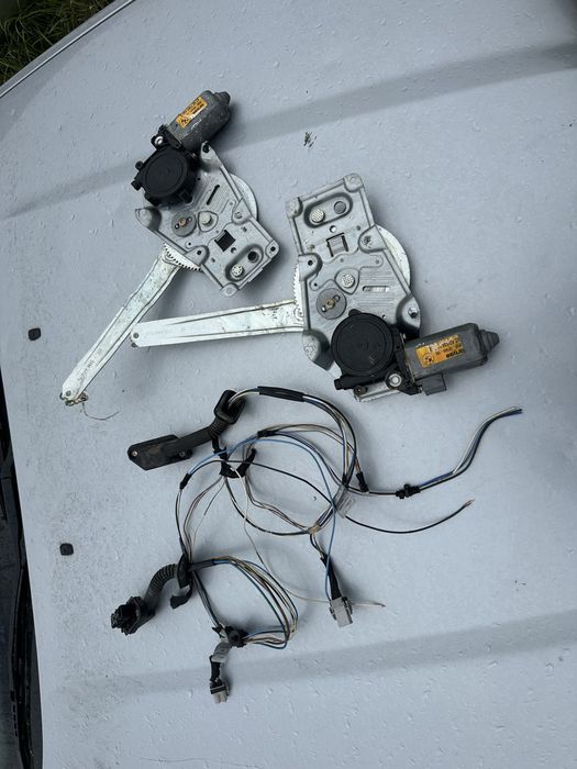 Retrofit geamuri electrice spate bmw e36 sedan / break