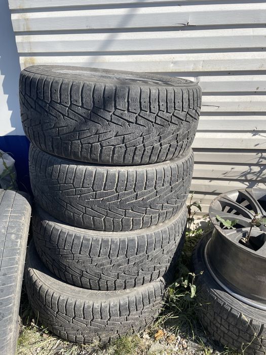 Продам шины 255/55 R18