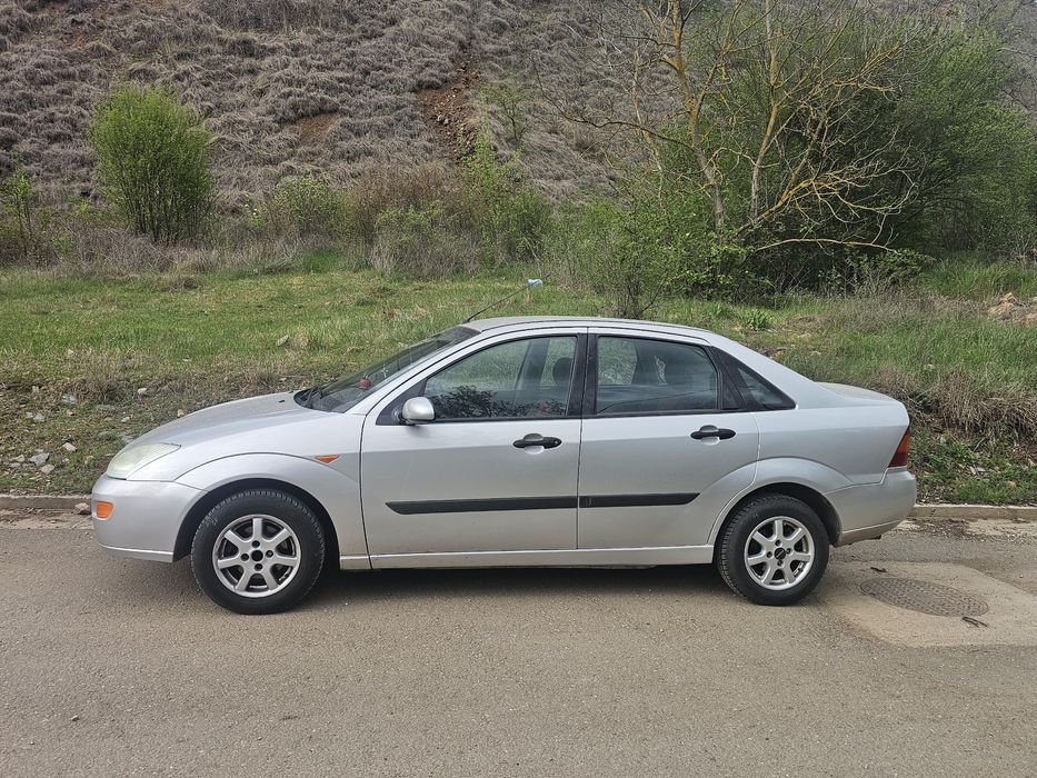 Ford focus 2 1.6 benzina