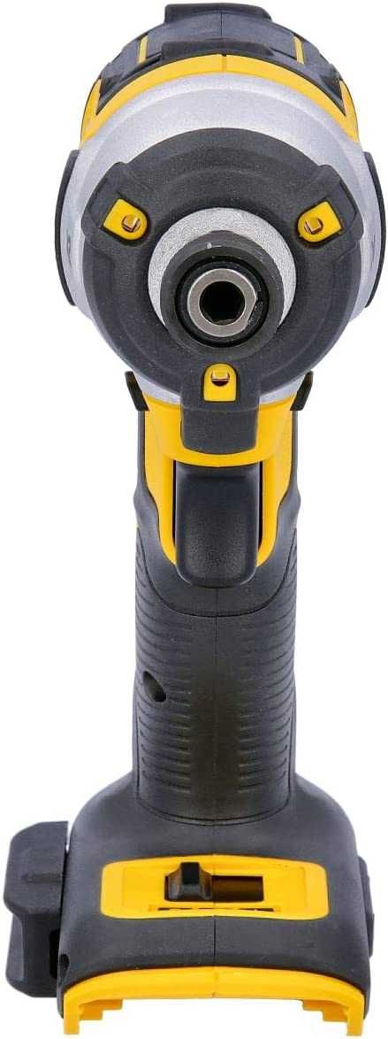 Dewalt Безчетков Ударен Импакт 18V 3 скорости 205Nm Батерия 5Аh Зарядн