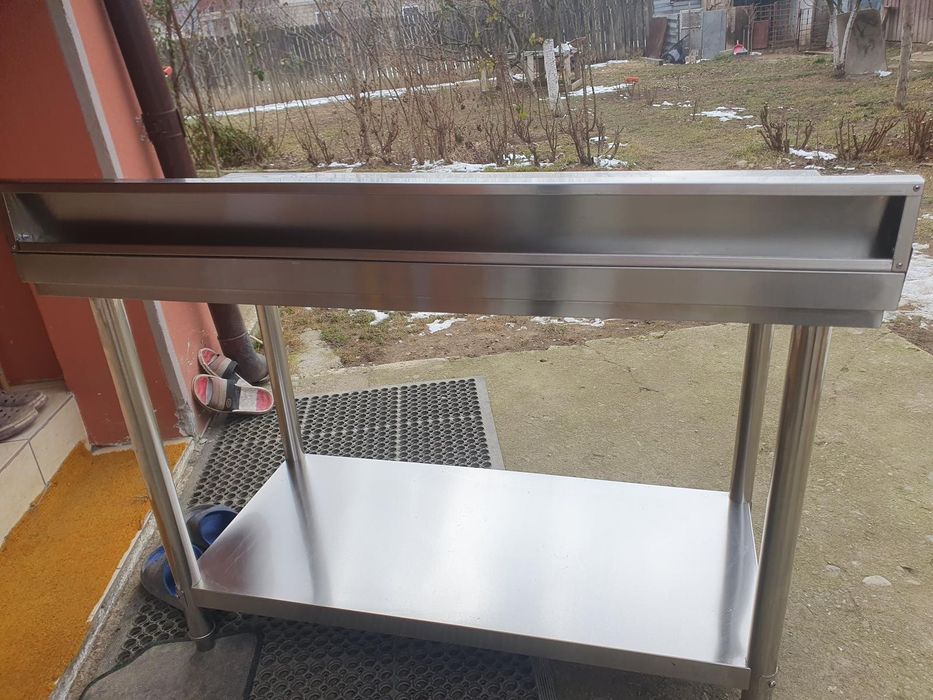 Masa inox supraetajata