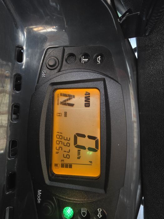 ATV Dinli Centhor 700, 3900 km, 4x4, diferential,  2 locuri