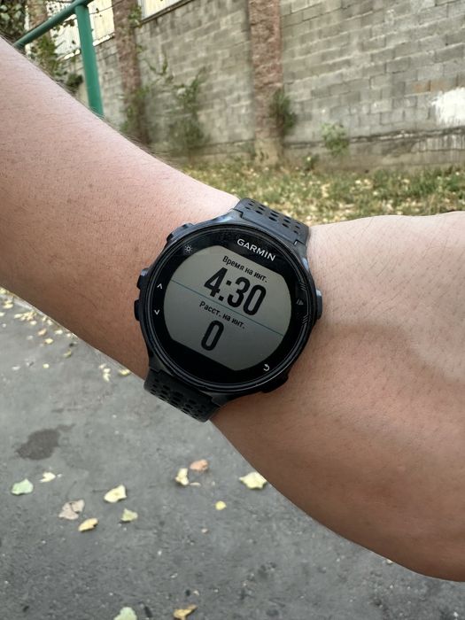 Часы Garmin 735XT