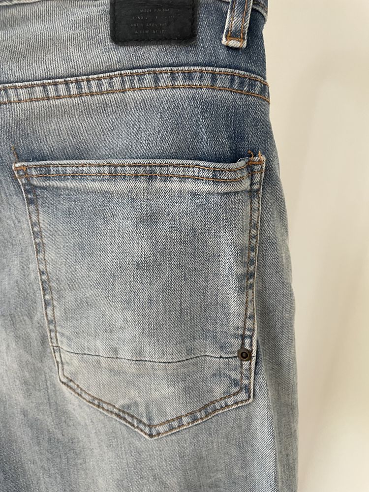 Мъжки дънки Zara